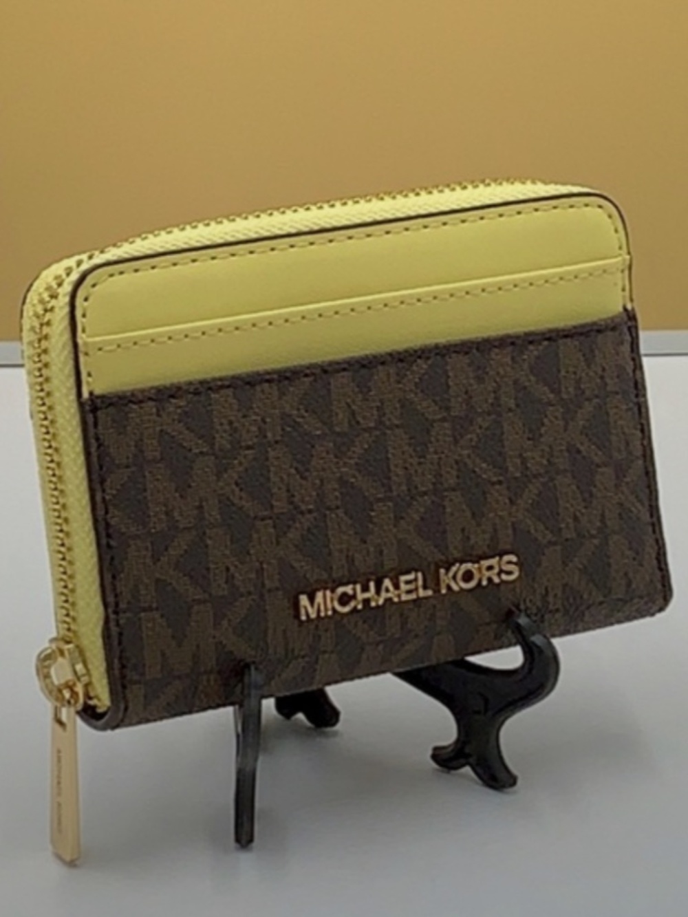 MICHAEL KORS JET SET TRAVEL MEDIUM ZIP AROUND CARD CASE BUTTERCUP